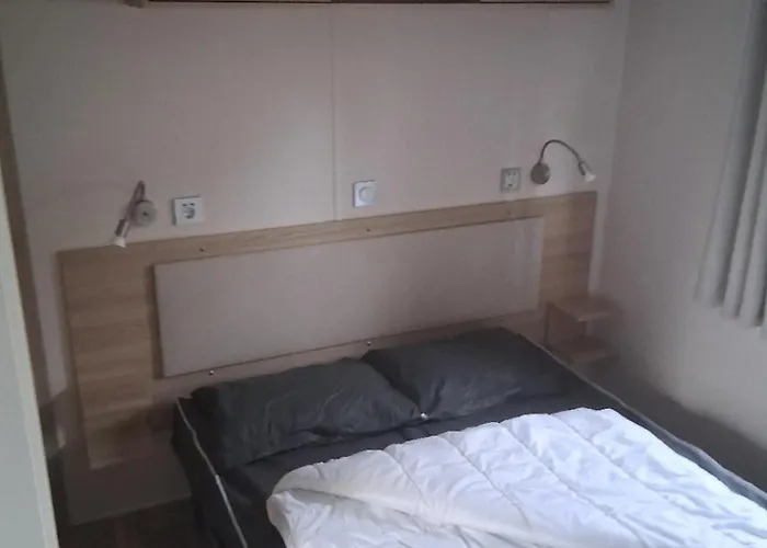 Mobil-home N°698 3ch Confort Au Calme Camping